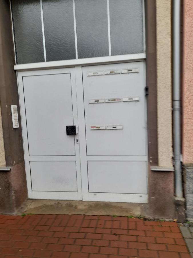 Kleine Wohnung Fuer Monteure Und Dienstreisen Zwickau Extérieur photo